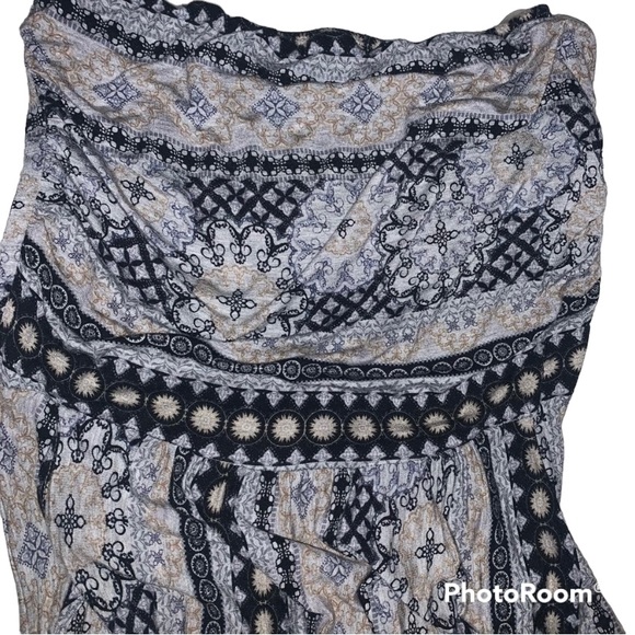 ⭐️PRICE FIRM⭐️ Strapless Maxi Dress - Picture 3 of 5